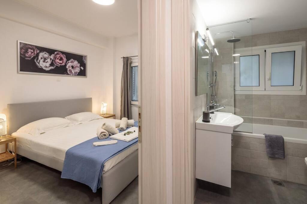Hilton Area Brand New Comfortable Apartment Athen Eksteriør bilde