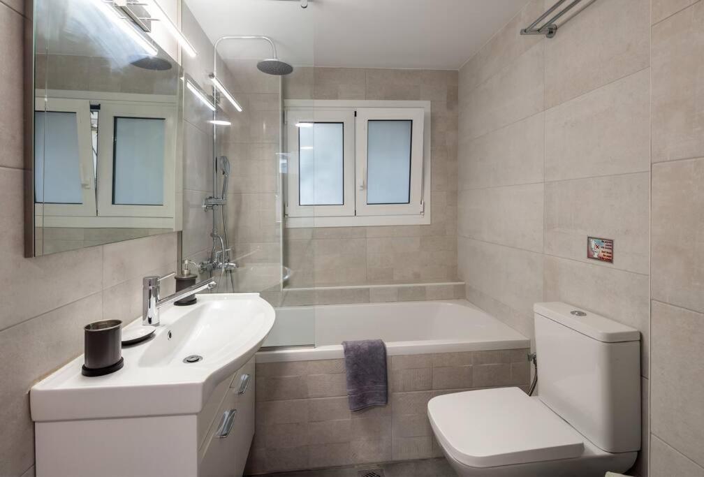 Hilton Area Brand New Comfortable Apartment Athen Eksteriør bilde
